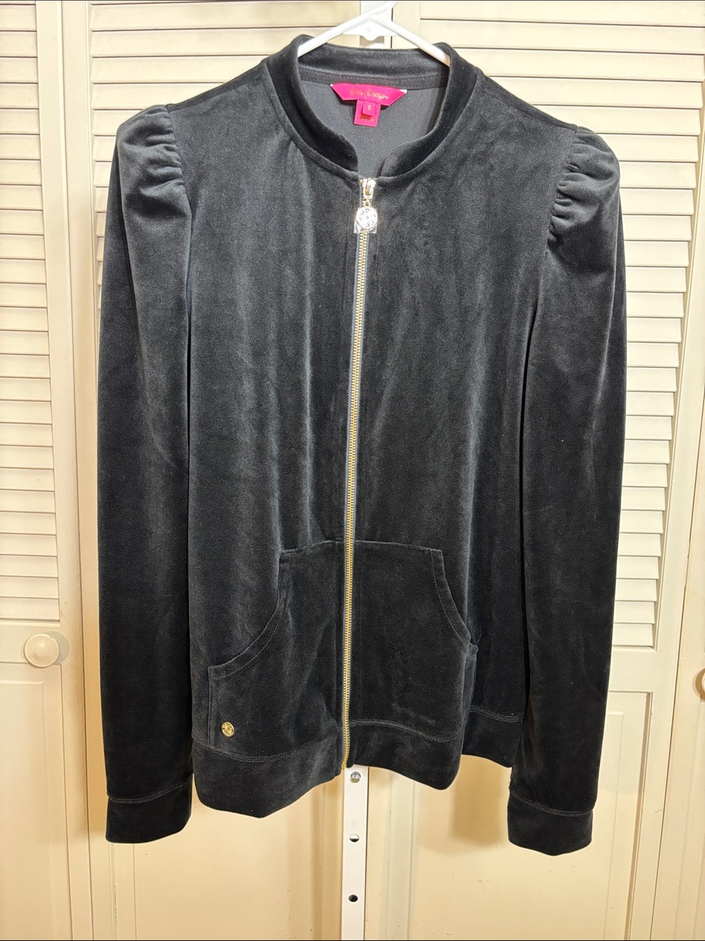 NWOT Lilly Pulitzer Black Velour Zip Bomber Jacket Small